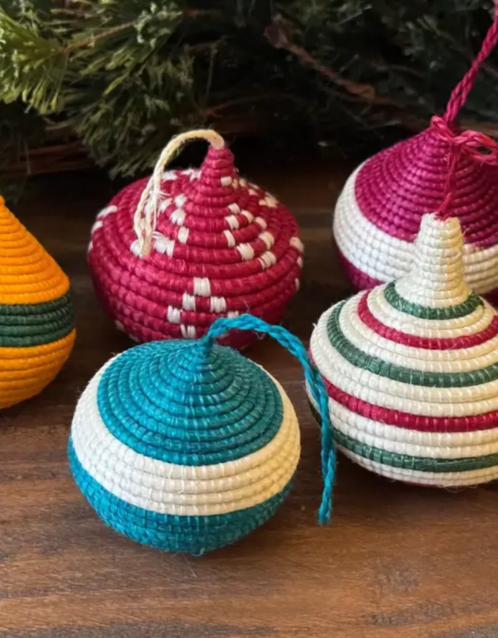Global Crafts Rwanda Woven Basket Shaped Ornament