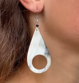 Global Crafts Teardrop Dangle Horn Earrings