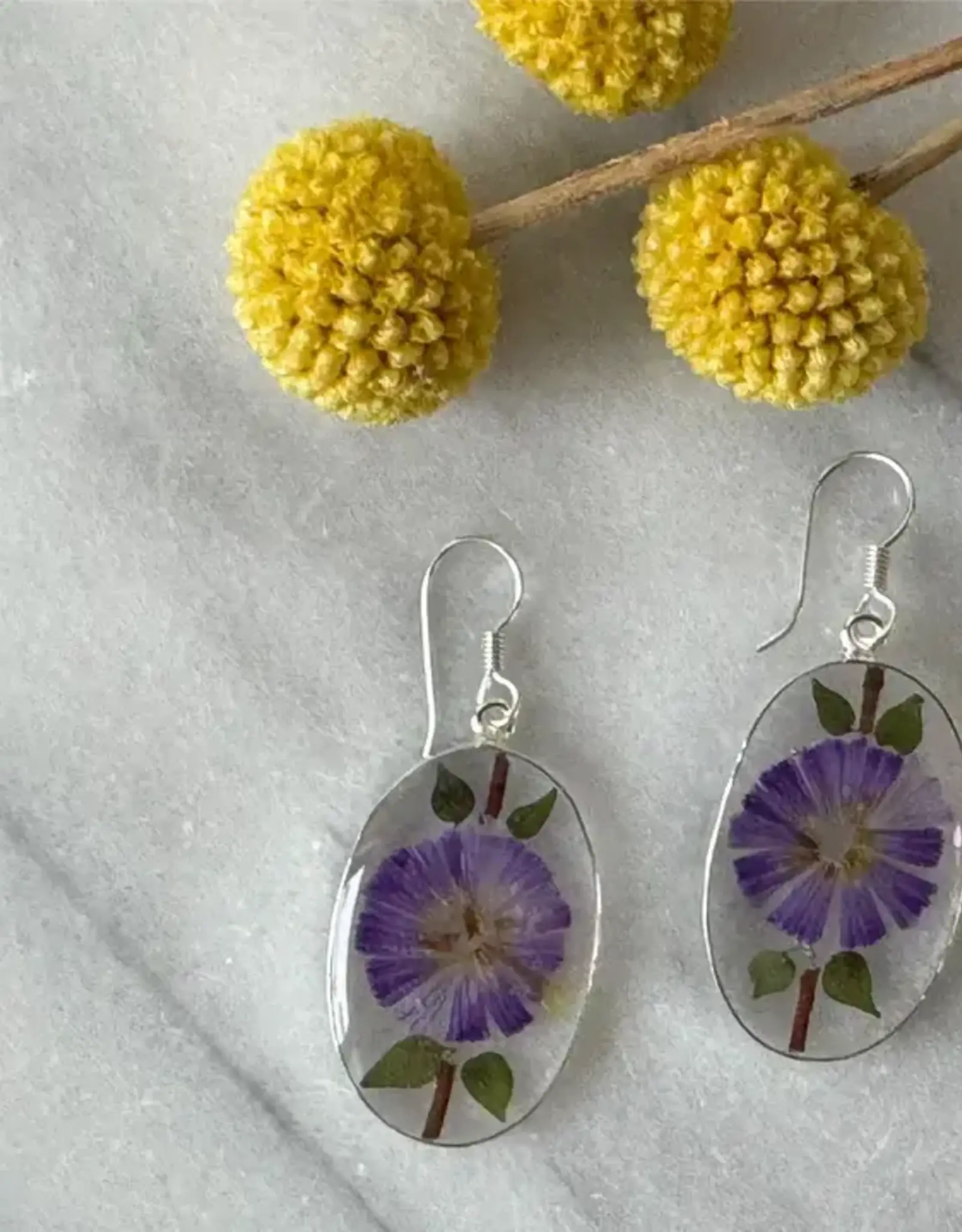 Global Crafts Pressed Flower Oval Earrings