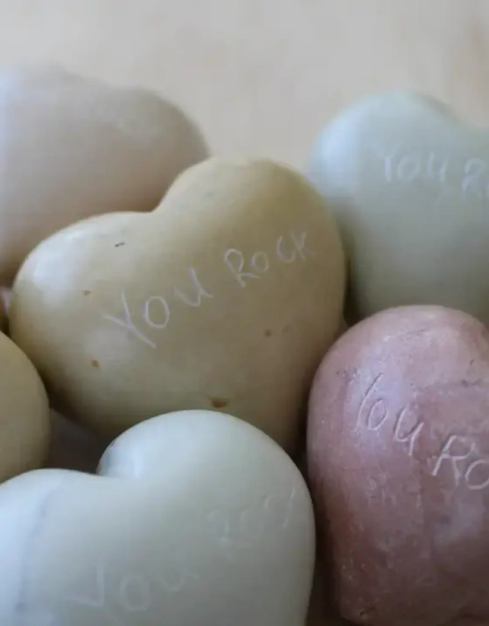 Venture Imports Word Hearts Pale - You Rock