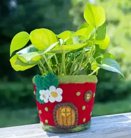 dZi Handmade Strawberry Cottage Felt Pot