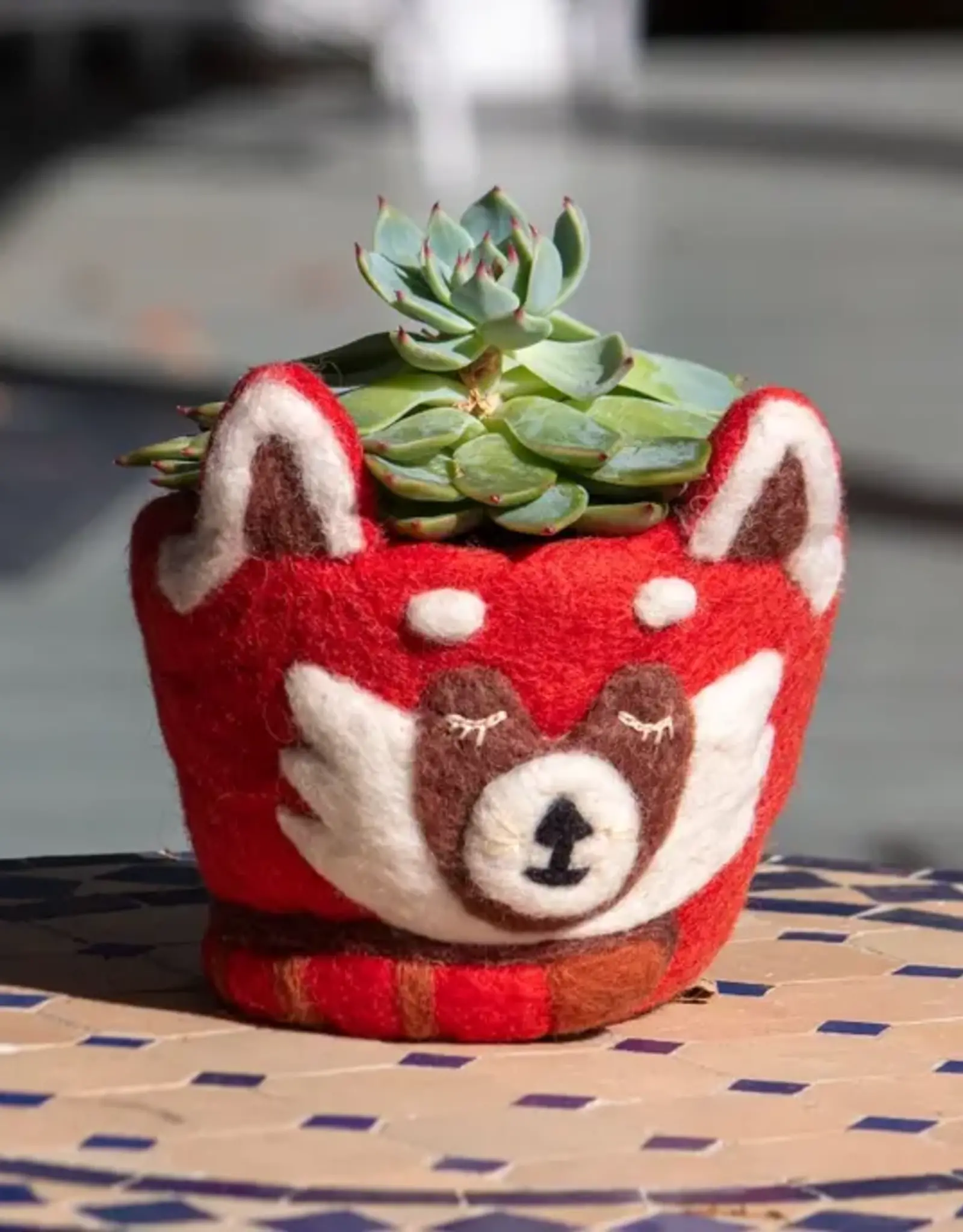 dZi Handmade Red Panda Felt Pot