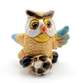 Minga Fair Trade Ceramic Owl Professional (Soccer Player)