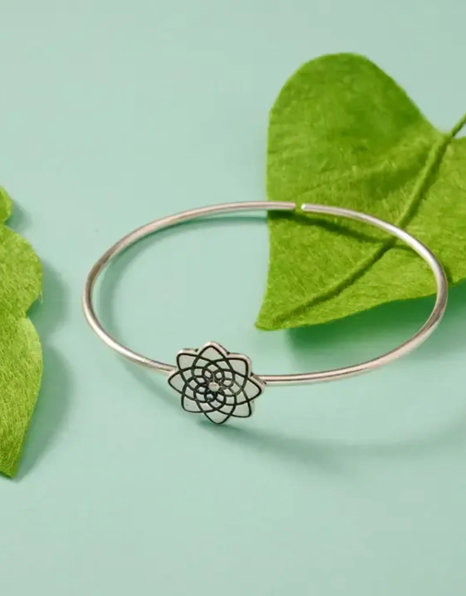 Ten Thousand Villages Chaandee Mandala Bracelet