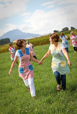 Mennonite Girls Can Cook Hardcover – Illustrated