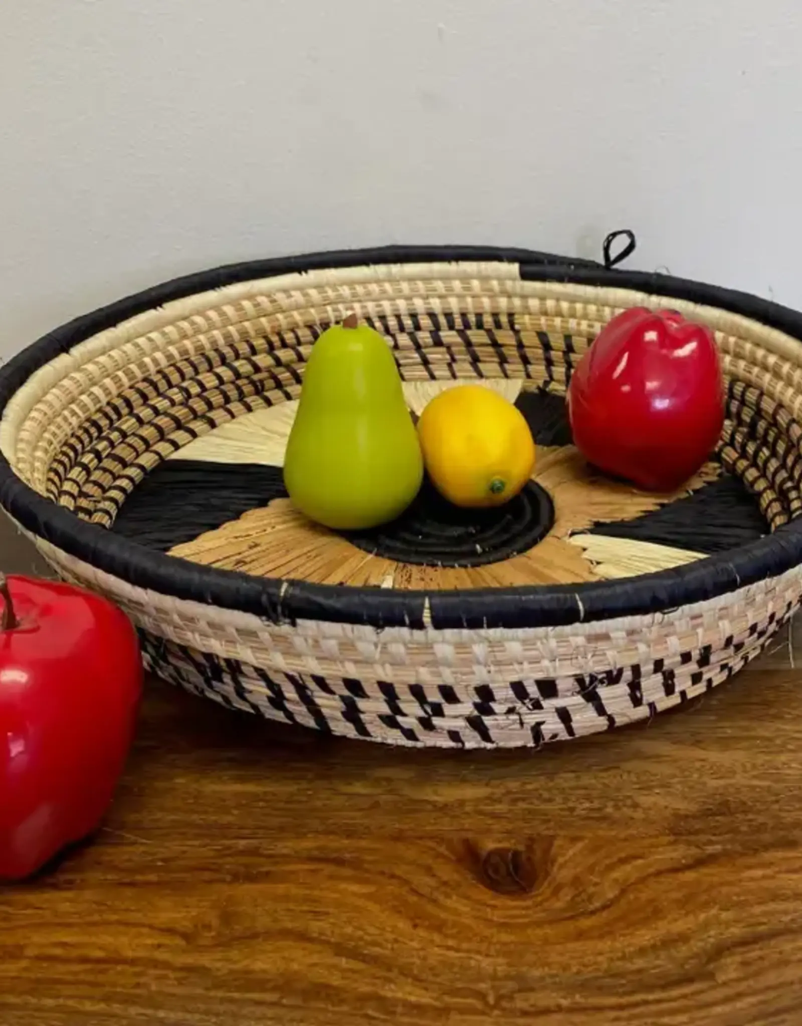 Gitzell Fair Trade Banana Leaf Tray