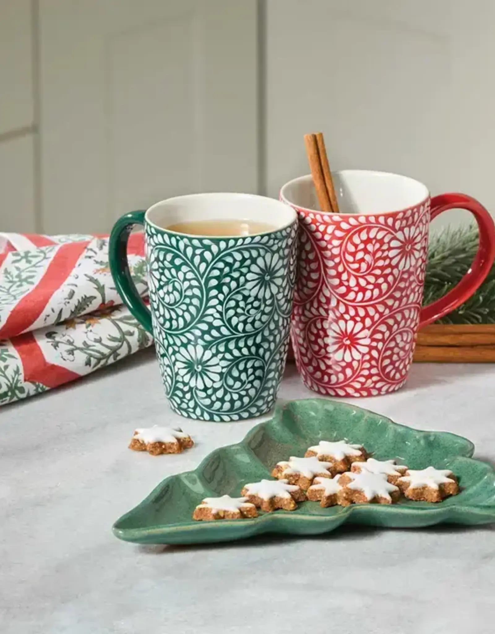 Serrv Holly Frosted Vines Mug