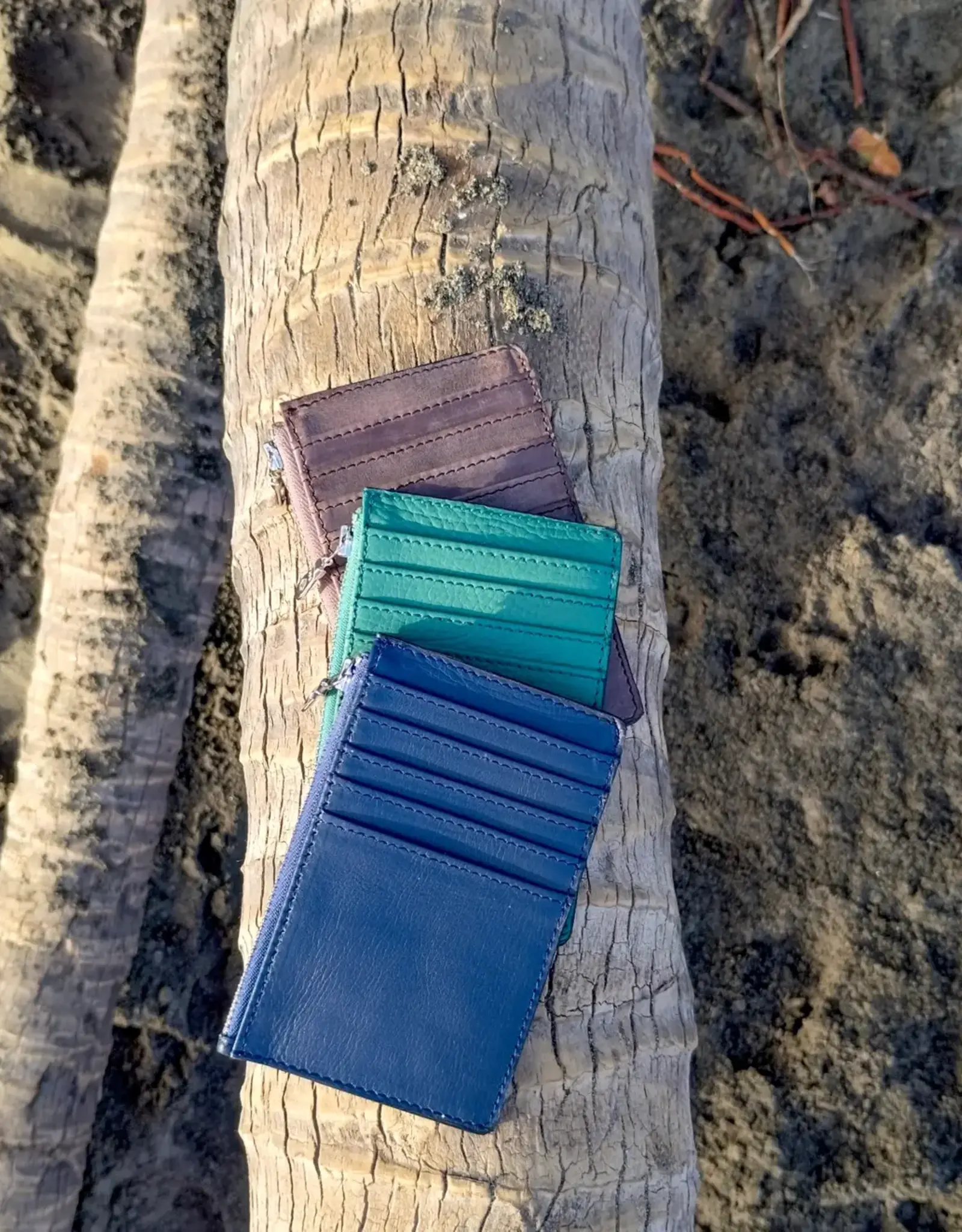 Twin Engine Leaf Green Zippered Card Wallet