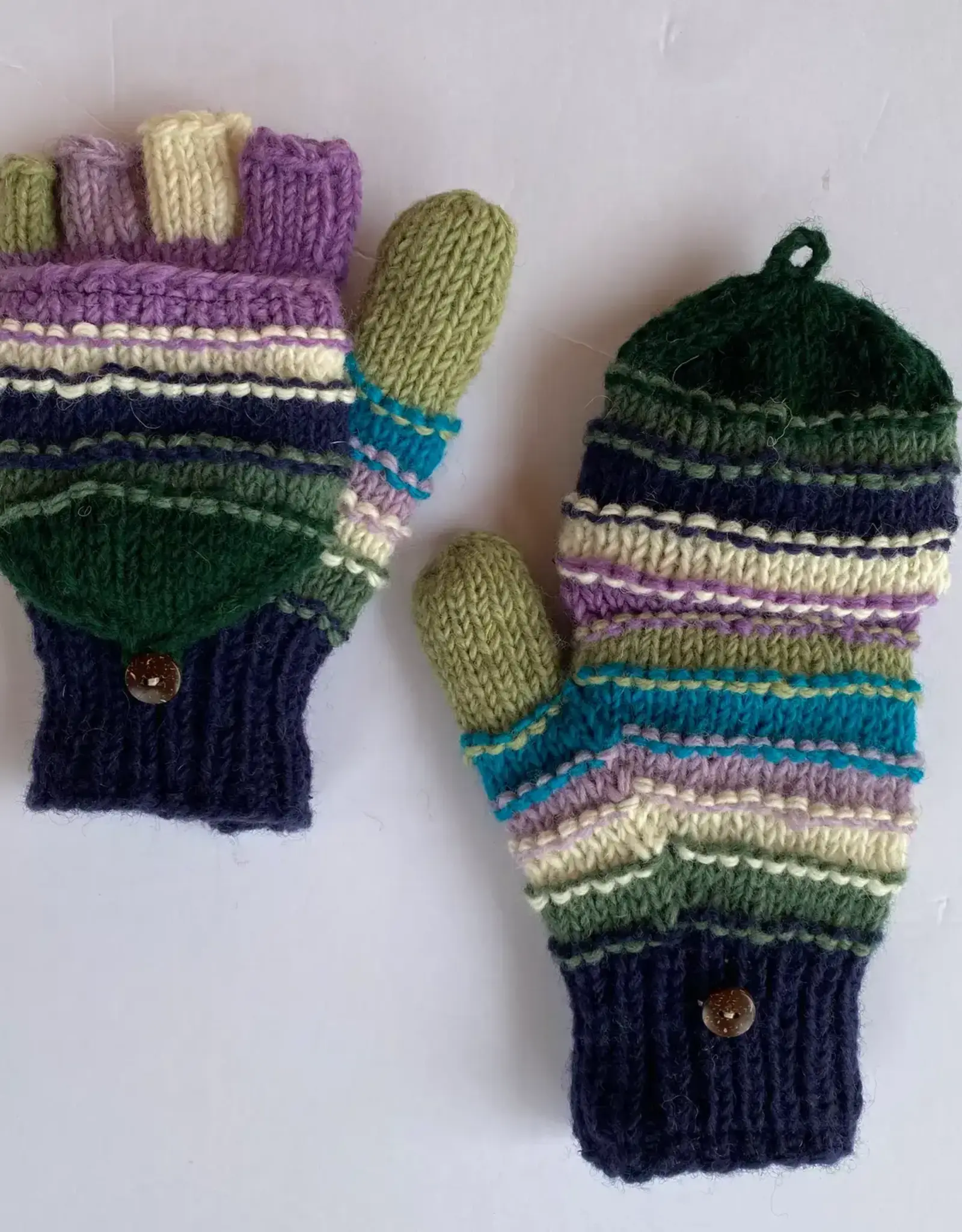 Ganesh Himal Lavender & Navy Fleece Lined Glitten