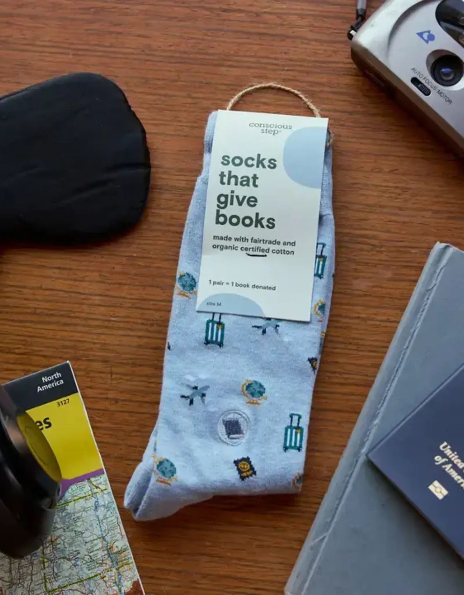 Conscious Step Socks that Give Books (Blue Travel)