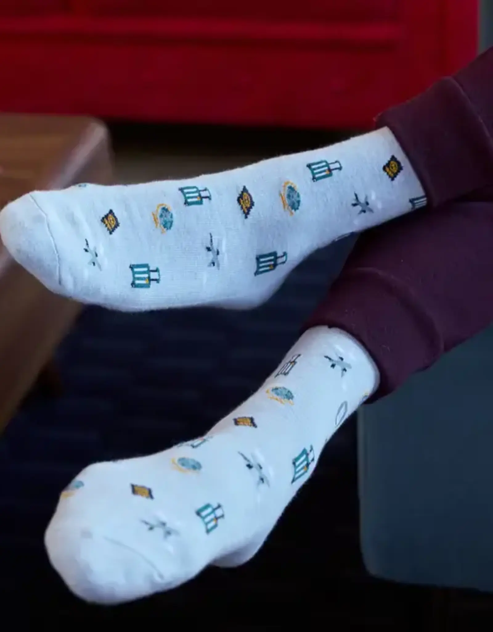 Conscious Step Socks that Give Books (Blue Travel)