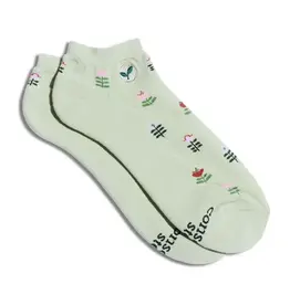 Conscious Step Ankle Socks that Plant Trees (Green Tulips)