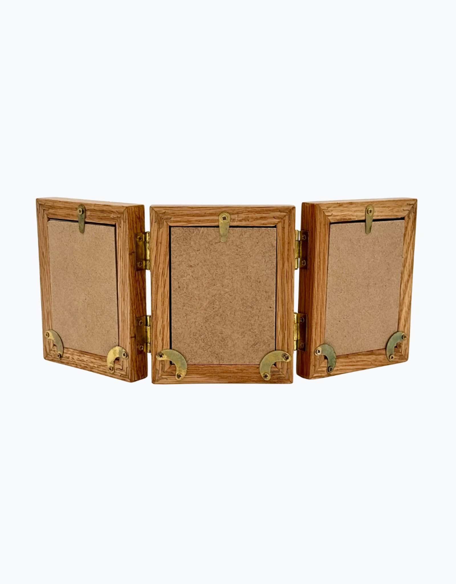 Bunyaad Pakistan 213143 Natural Red Oak Striped Wood Frame - Gift Enclosure Trio Hinged