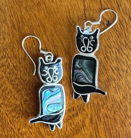 Global Crafts Alpaca Silver Abalone Kitty Cat Earrings