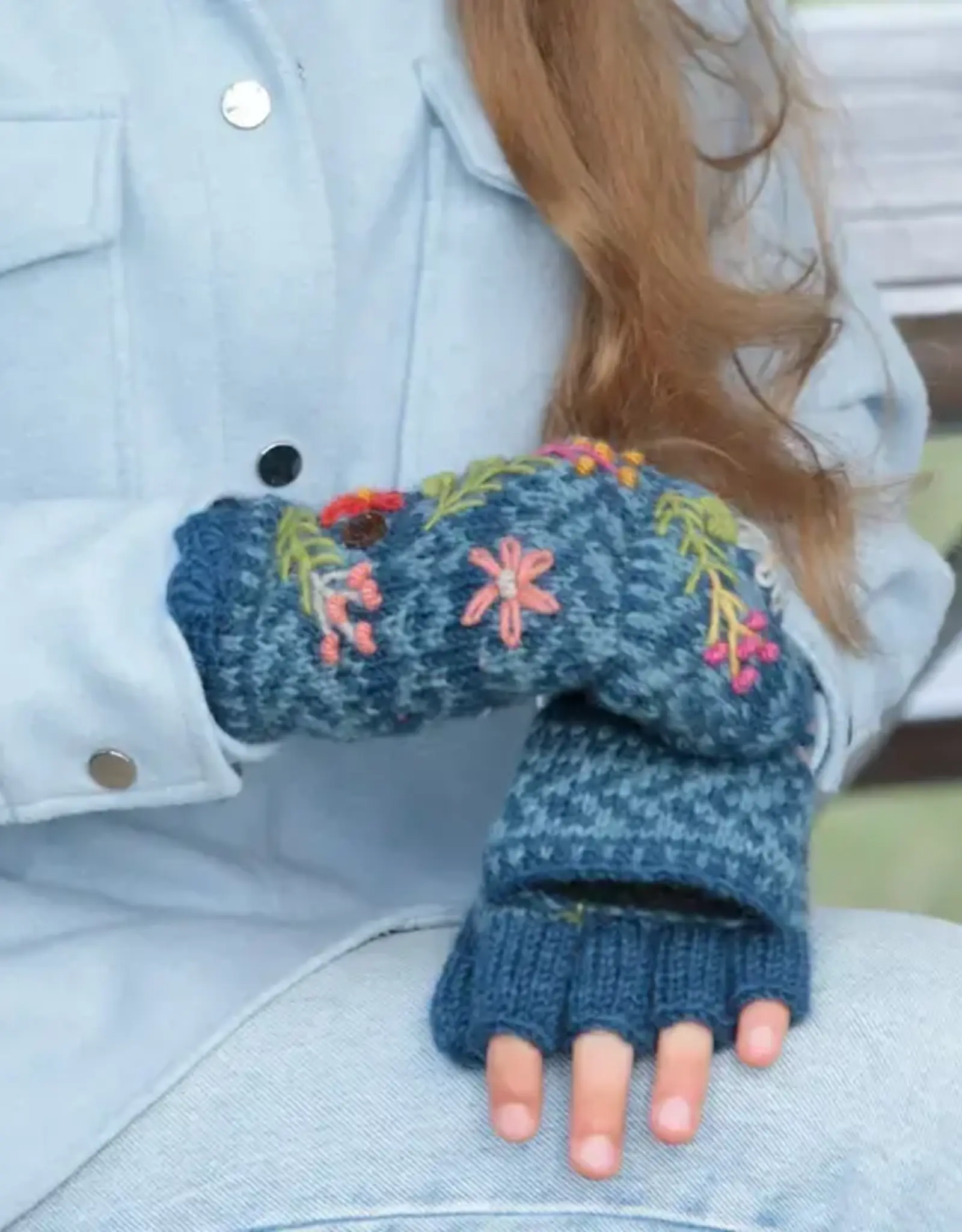 Lost Horizons Sadie Wool Finger Mittens - Blue