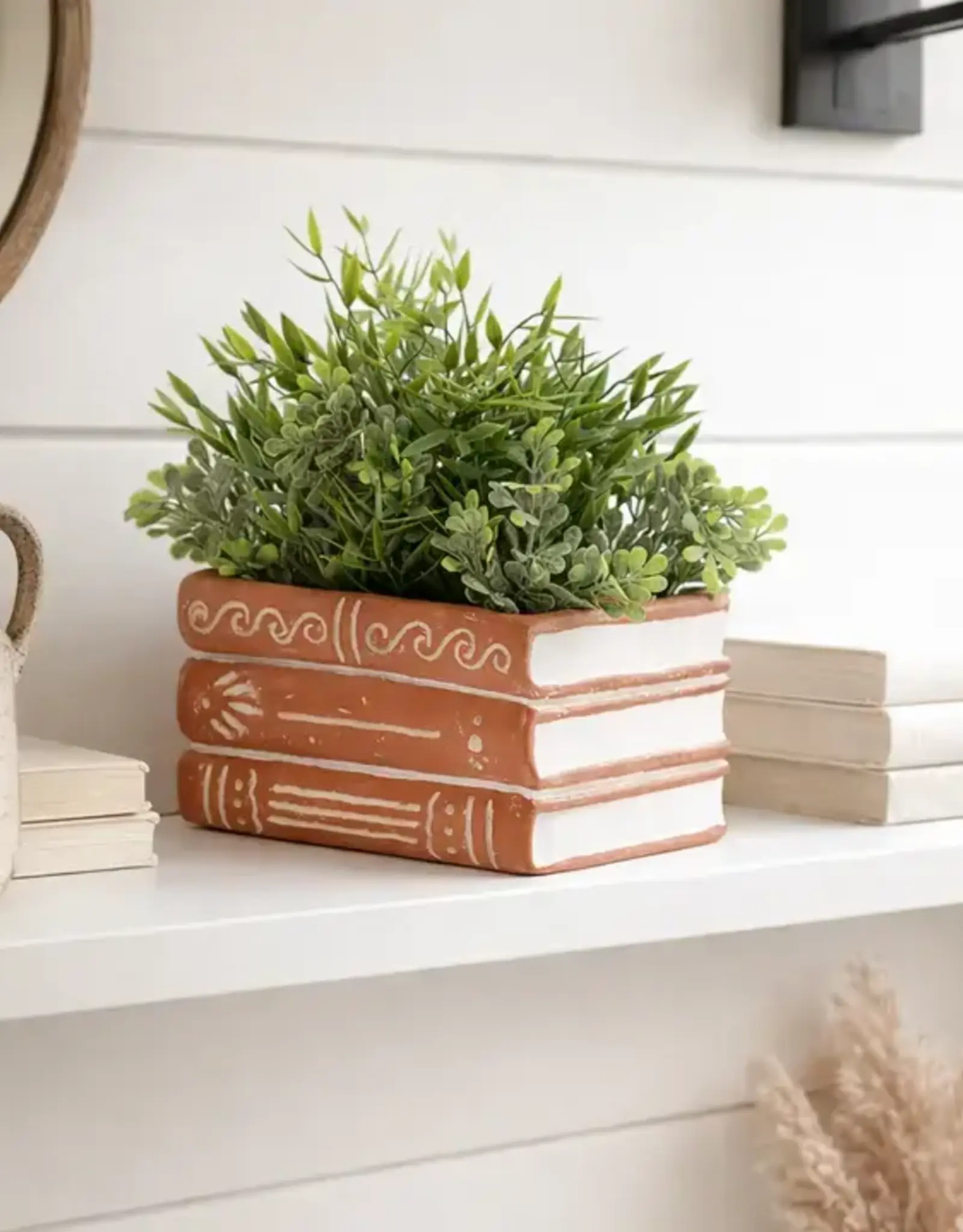Matr Boomie Vasanta Books Planter - Terracotta
