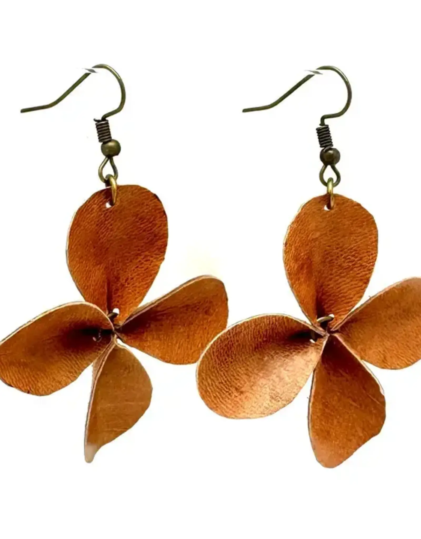 Papillon Clover Leather Earrings