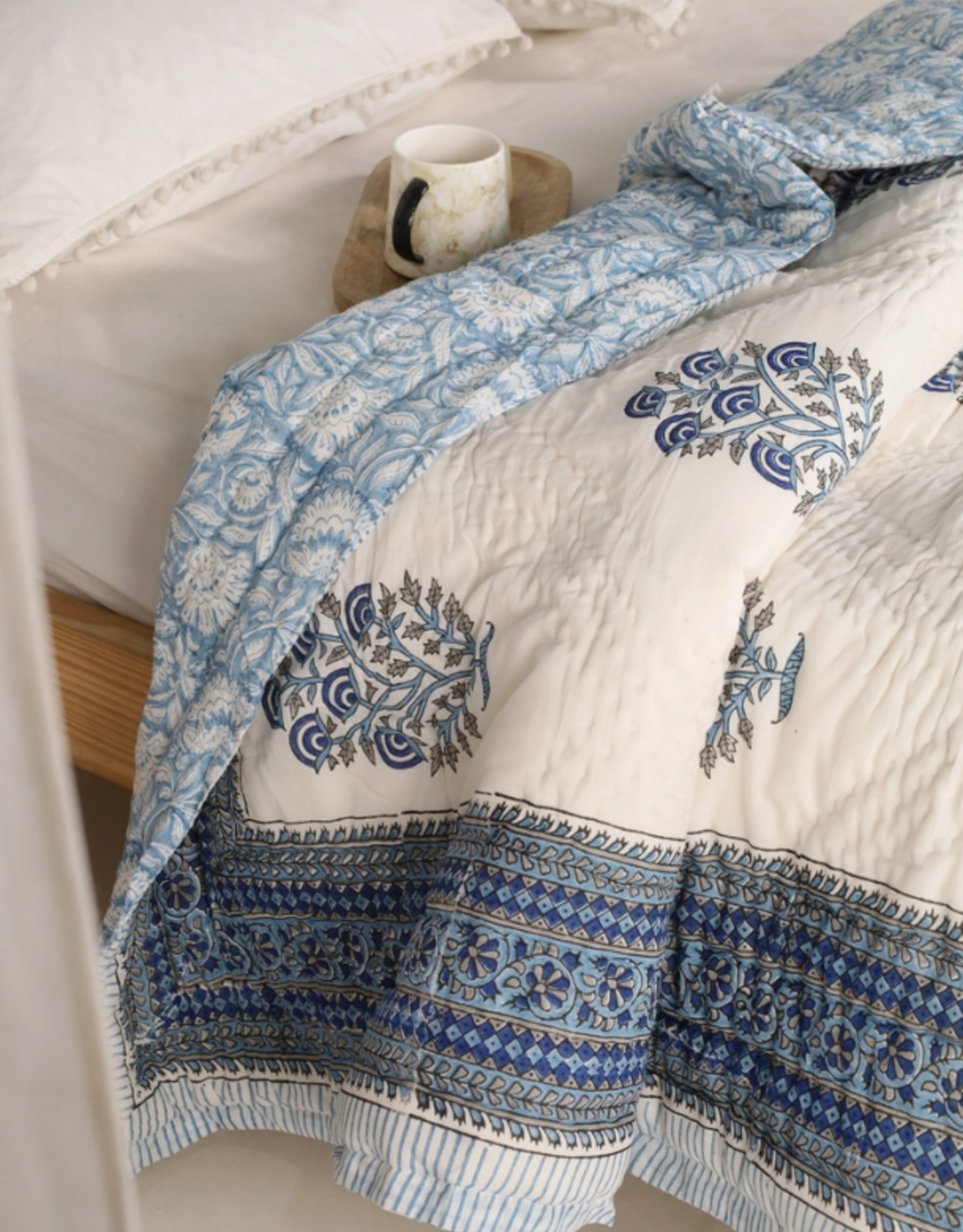 Mela Artisans Mughal Floral Handprinted Reversible Quilt - Blue (60" x 90")