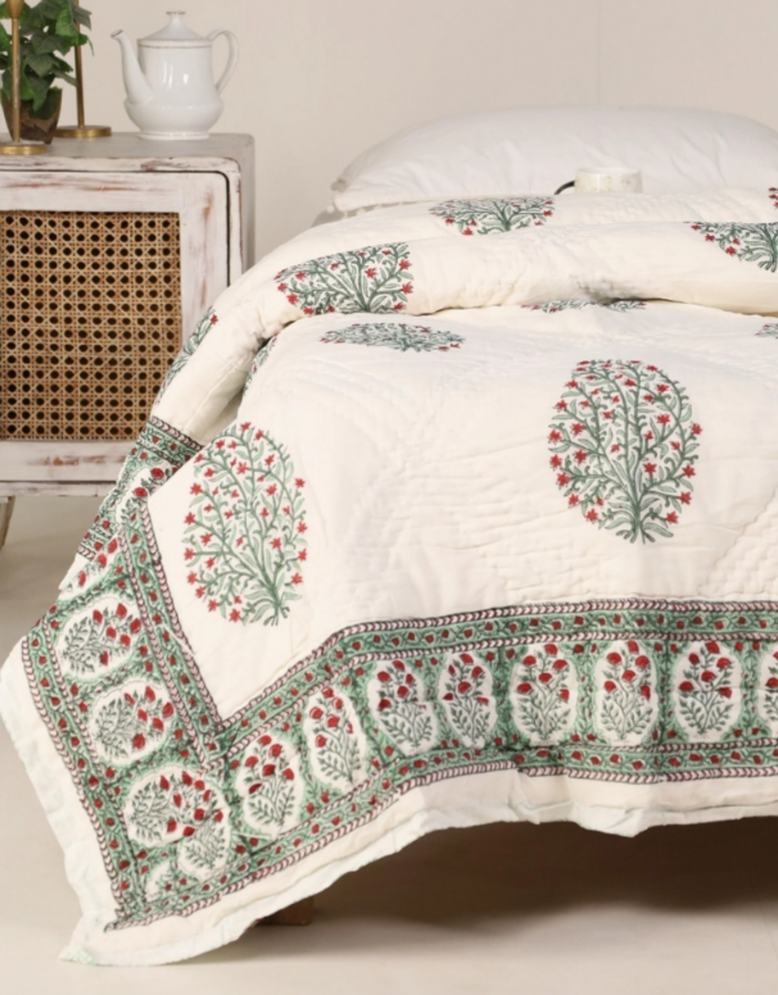 Mela Artisans Mughal Floral Handprinted Reversible Quilt - Green (60" x 90")