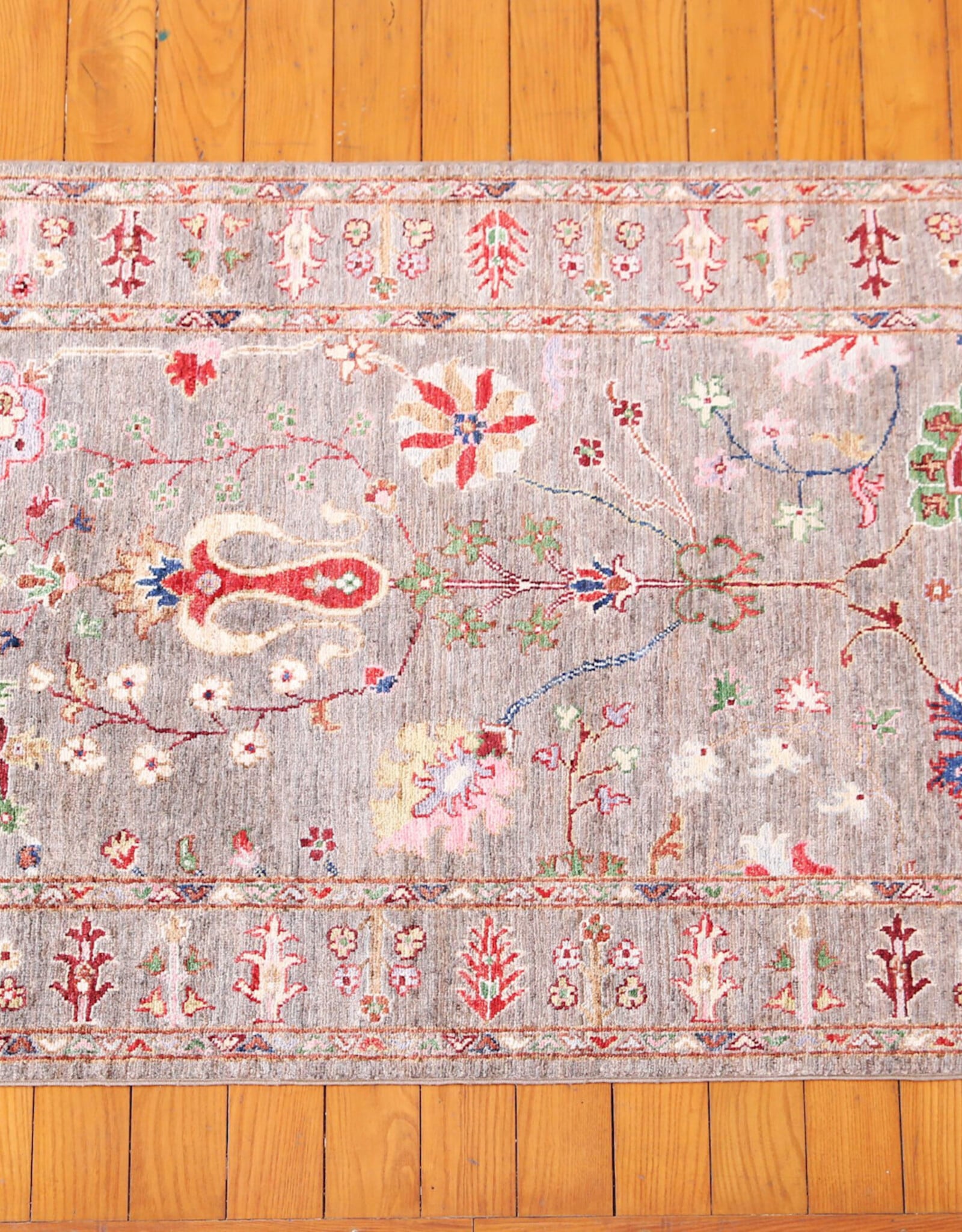 Bunyaad Pakistan 2241343  Chobi Natural Dye  3.4 X 5.3