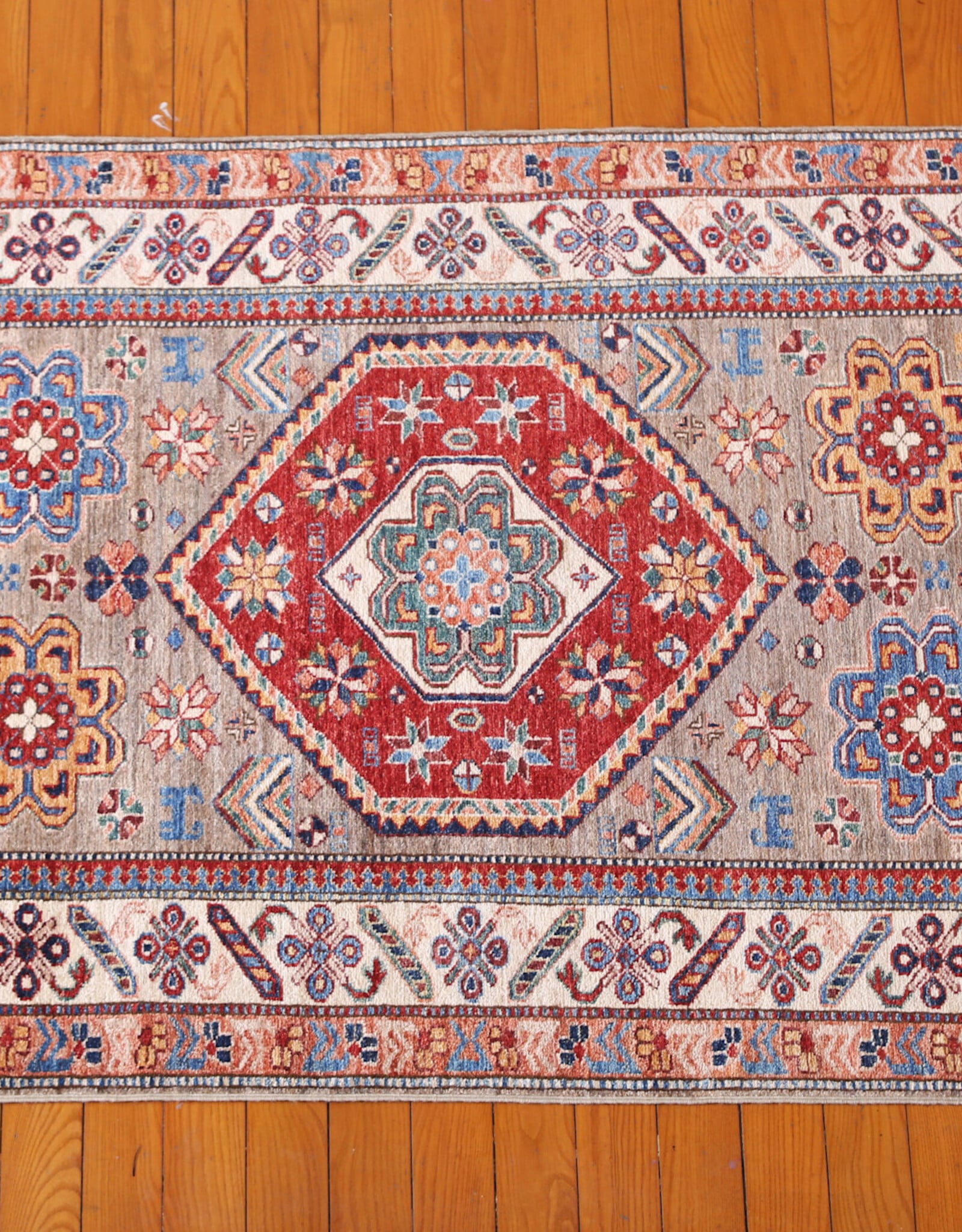 Bunyaad Pakistan 2220340  Gray Kazak  4.3 X 6.0