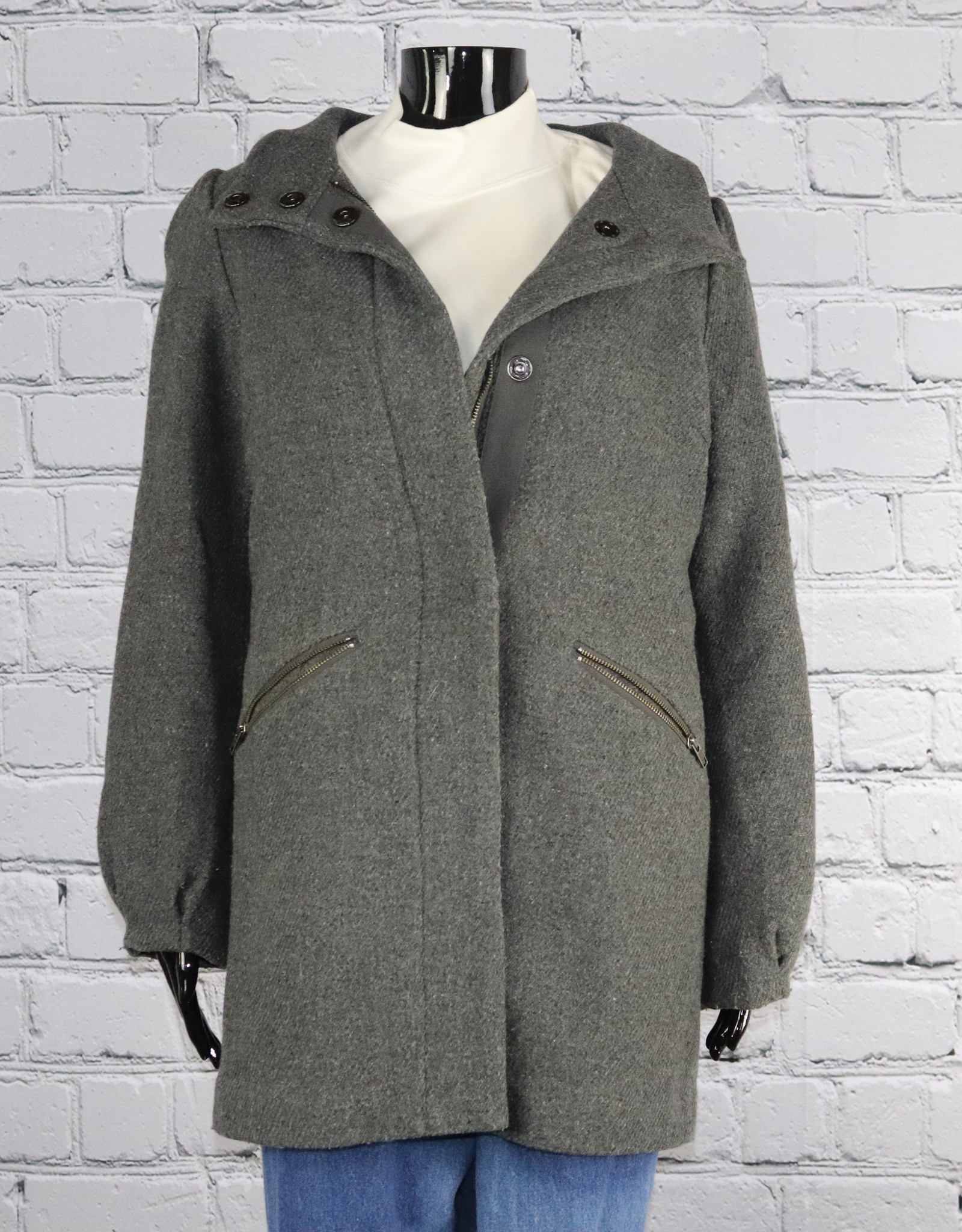 H&M: Vintage Grey Wool Blend Pea Coat for Gals