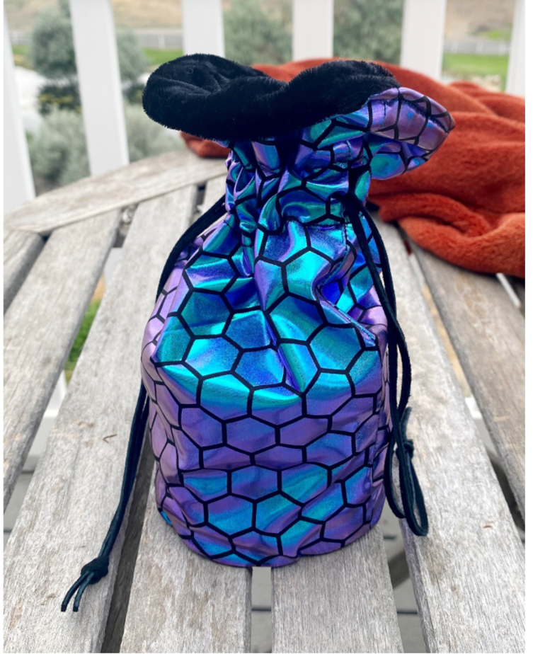 PYE Games - PYE PYE Games - Dice Bag - Oiled Hexes