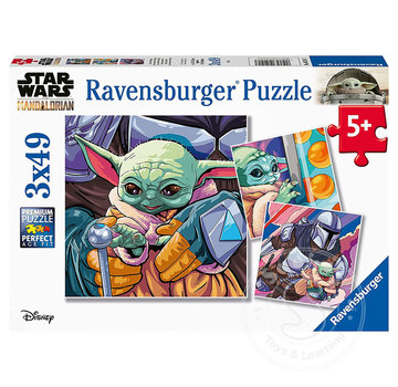 Ravensburger Ravensburger Star Wars: The Mandalorian Grogu Moments Puzzle 3 x 49pcs