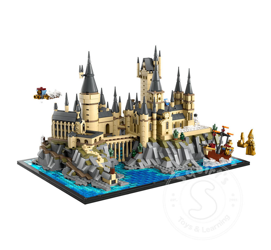 LEGO® Harry Potter Hogwarts™ Castle and Grounds