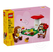 LEGO® LEGO® Hedgehog Picnic Date
