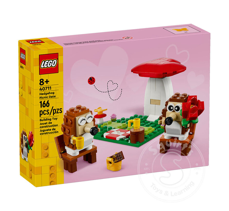 LEGO® Hedgehog Picnic Date