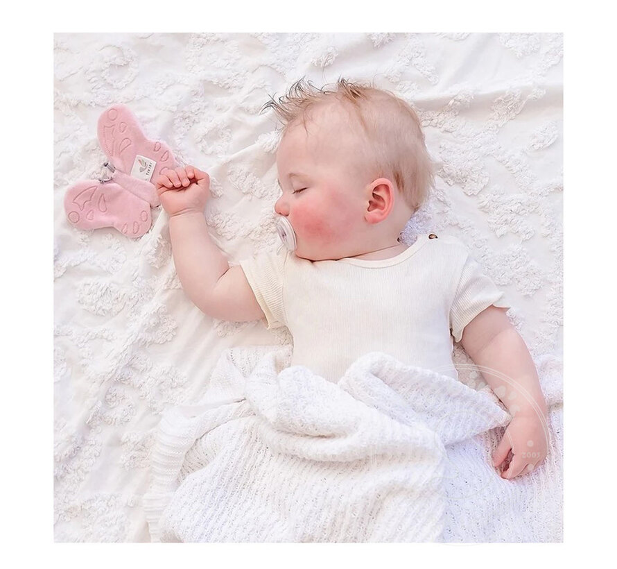 Tikiri: Butterfly w/crinkle - 4"H