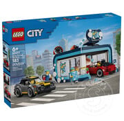 LEGO® LEGO® City Drive-Through Car Wash