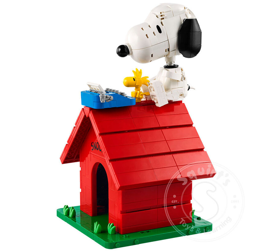 LEGO® Ideas - Peanuts: Snoopy's Doghouse