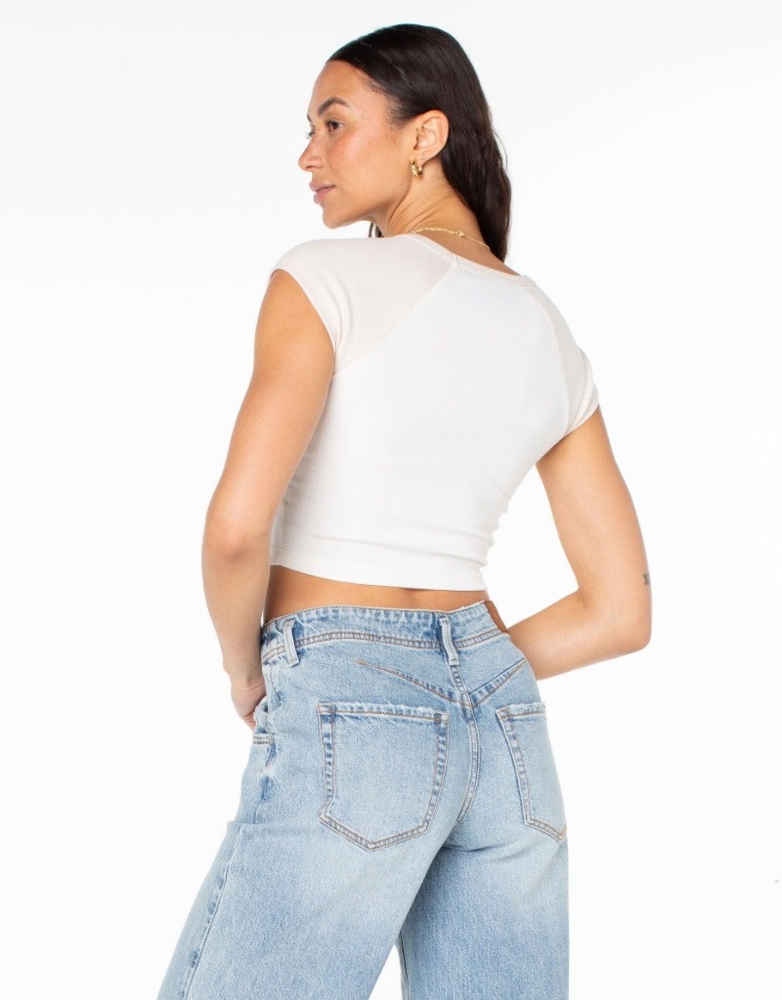 Roxy Roxy Protect The Locals Cropped Baby Tee Parchment Protect The Locals