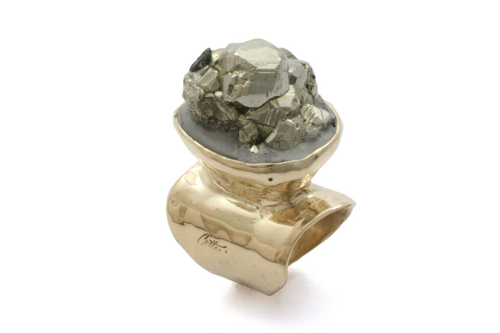 J. Cotter Gallery "Gilman Mine" 14Ky Ring with Pyrite/Sphalerite set in Concrete