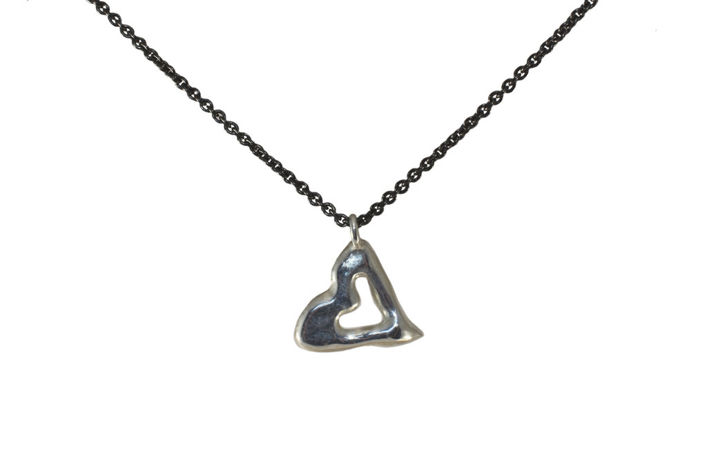 COTTER Sterling Silver Vail Heart Necklace
