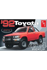 AMT AMT1425 1992 Toyota 4x4 Pickup 1/20