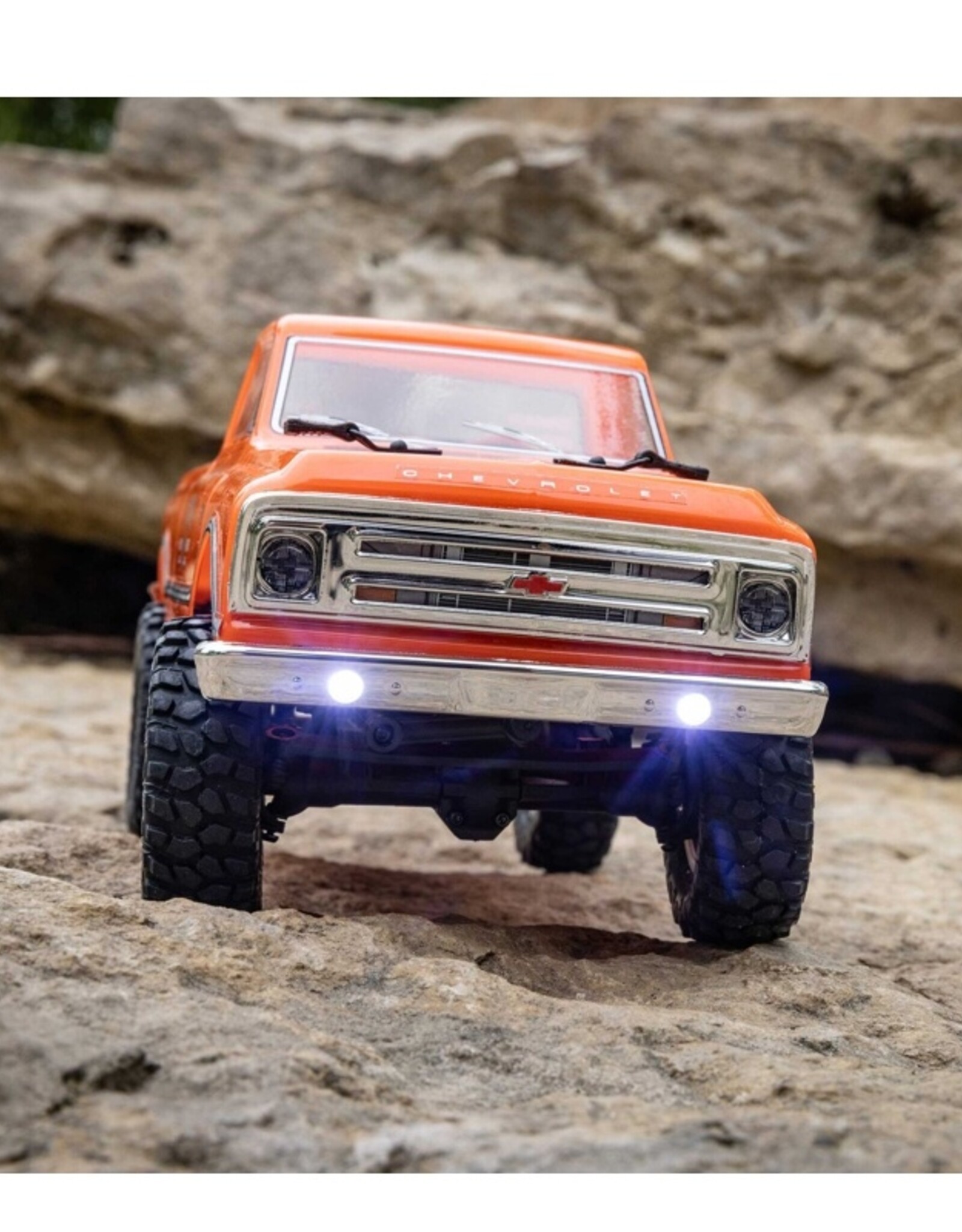 Axial AXI00001V2T3 SCX24 Chevrolet C10 4WD RTR, Orange