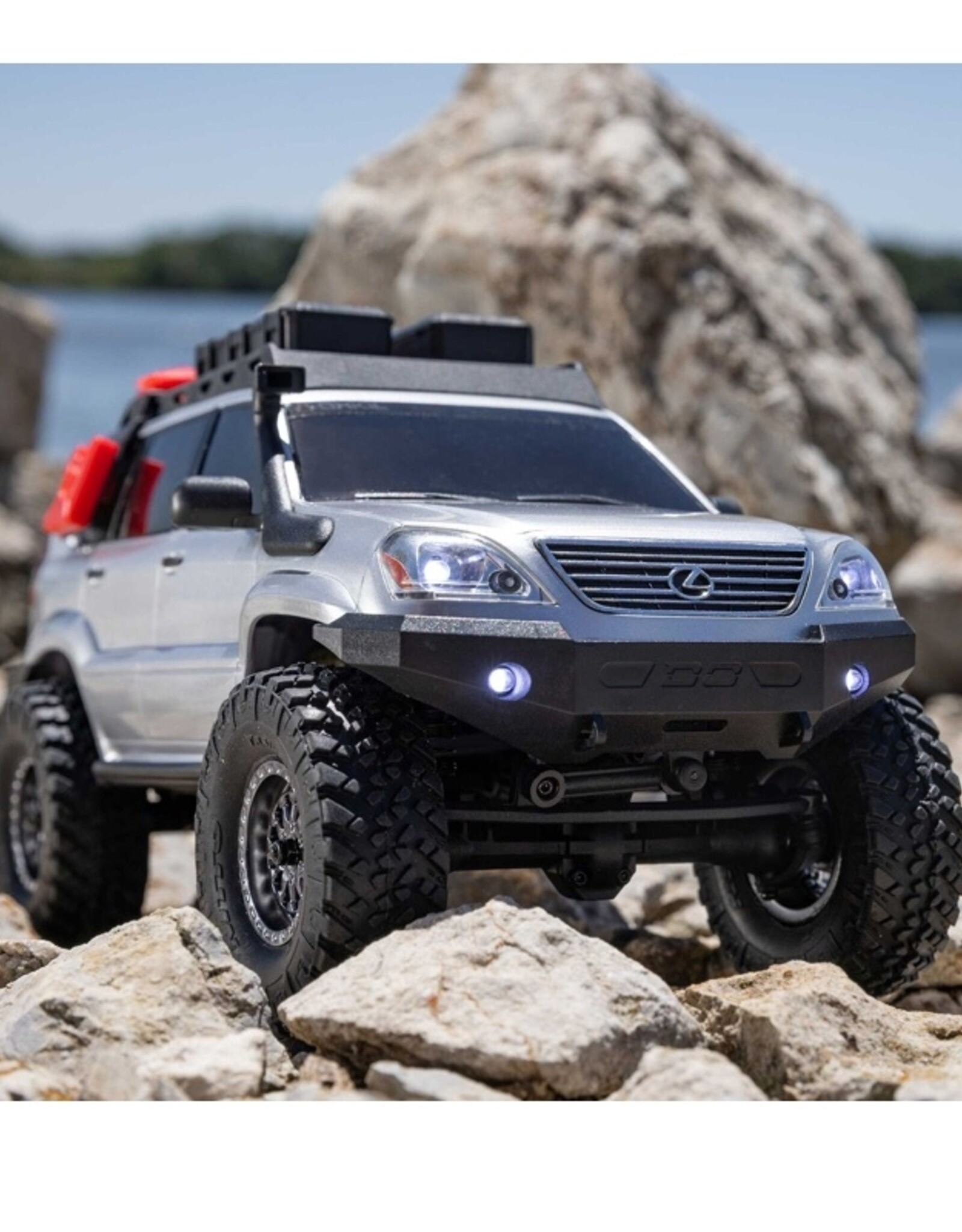 Axial AXI-1532T2 1/24 SCX24 Lexus GX 470 4X4 Rock Crawler RTR, silver