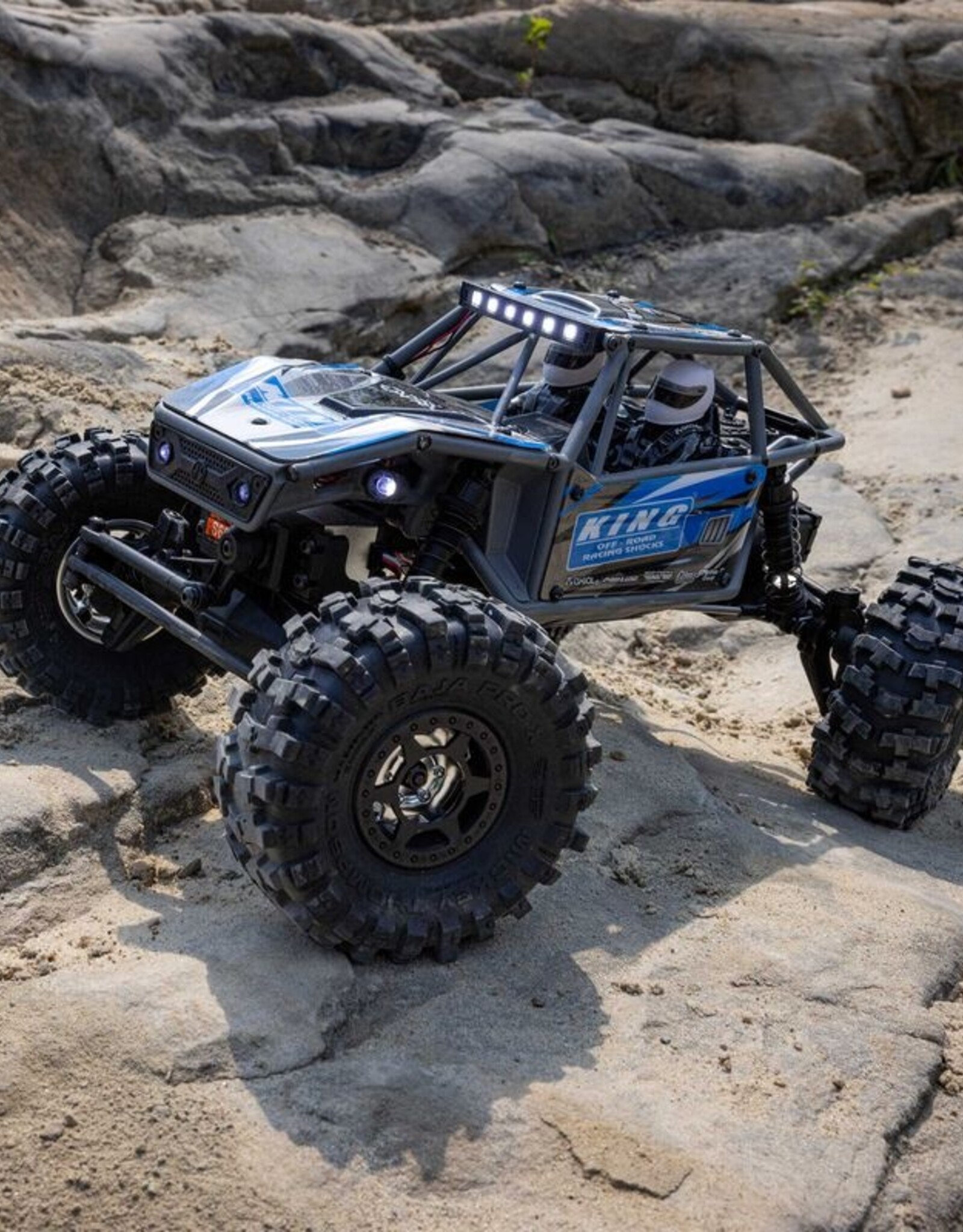Axial AXI-1750T1 1/18 UTB18 Capra 4WS 4WD Trail Buggy RTR with Battery & Charger, Blue