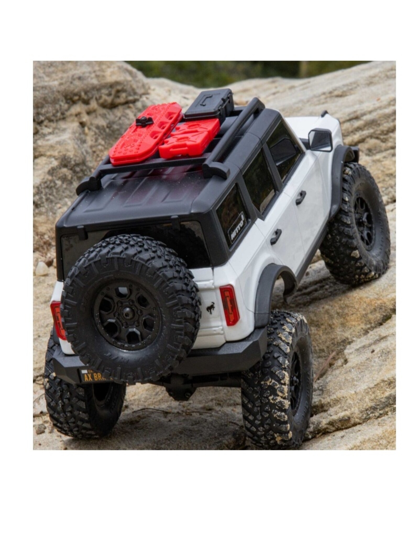 Axial AXI00006V2T4 1/24 SCX24 Ford Bronco 4X4 RTR Brushed Rock Crawler (Battery & Charger Included), White