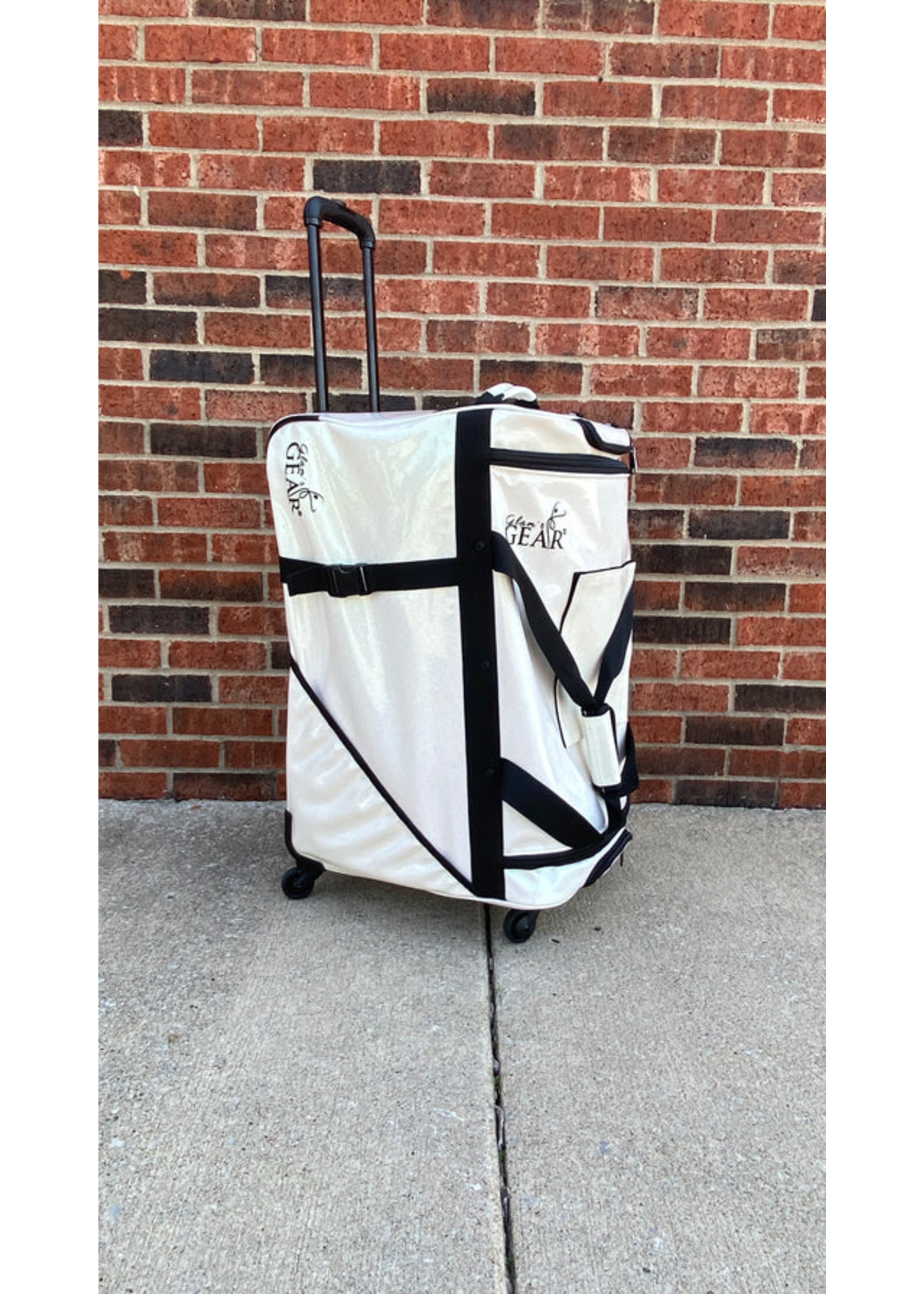 GLAM'R GEAR LARGE GLITTER CHANGING STATION TRAVEL BAG WITH RACK