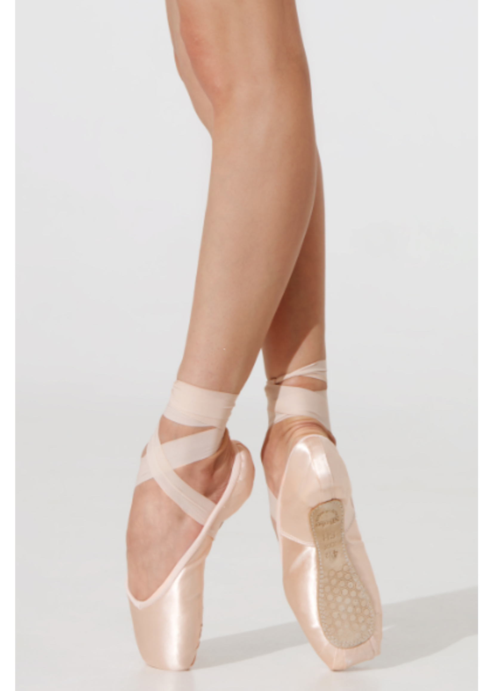 NIKOLAY STREAM POINTE SHOE