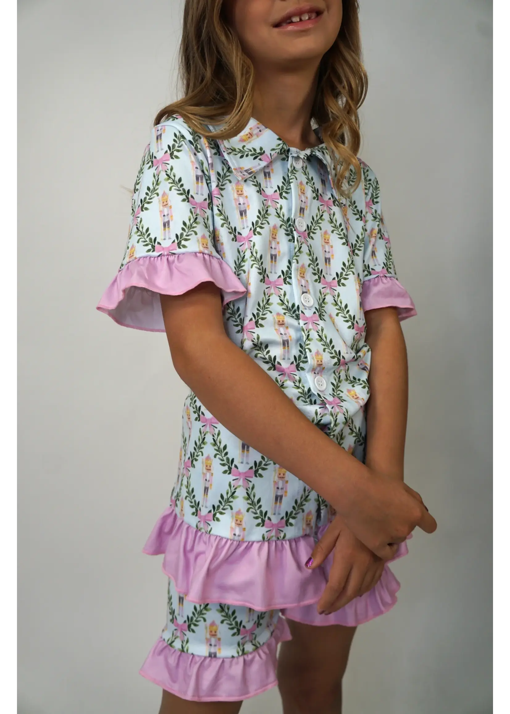 TRENDY TRENDS JERSEY PAJAMA SET WITH RUFFLE TRIM & BUTTON DOWN TOP & SHORTS