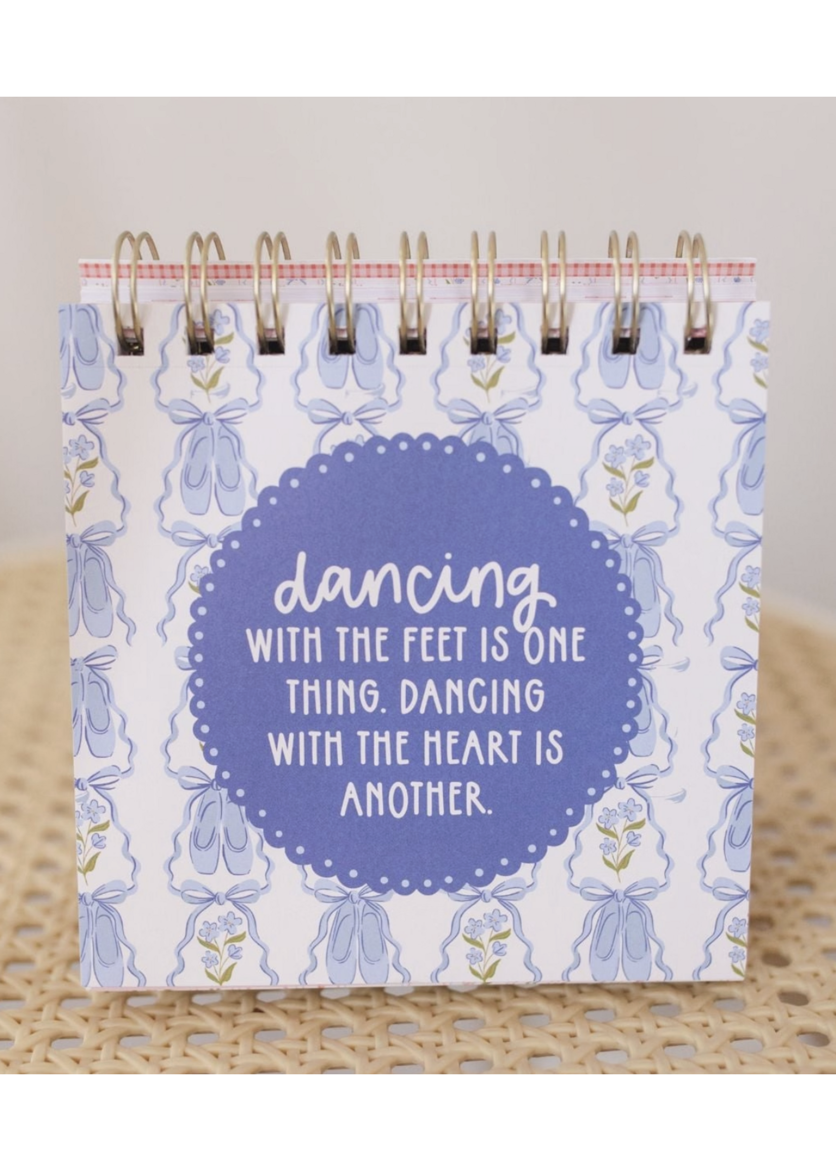 PIPPI POST DANCE QUOTES FLIP BOOK - 52 WEEKS OF ENCOURAGEMENT