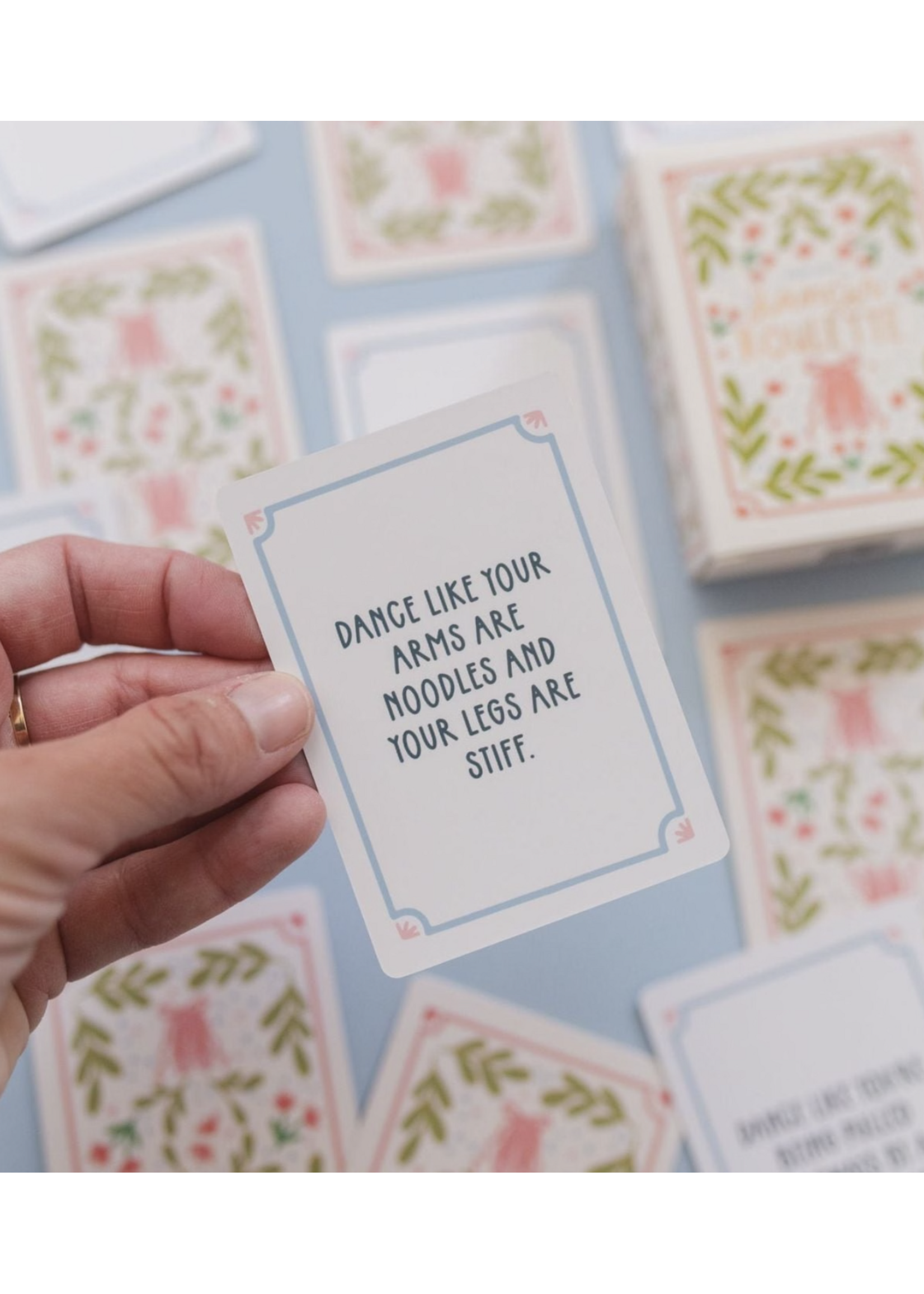PIPPI POST DANCER ROULETTE ACTIVITY CARD GAME