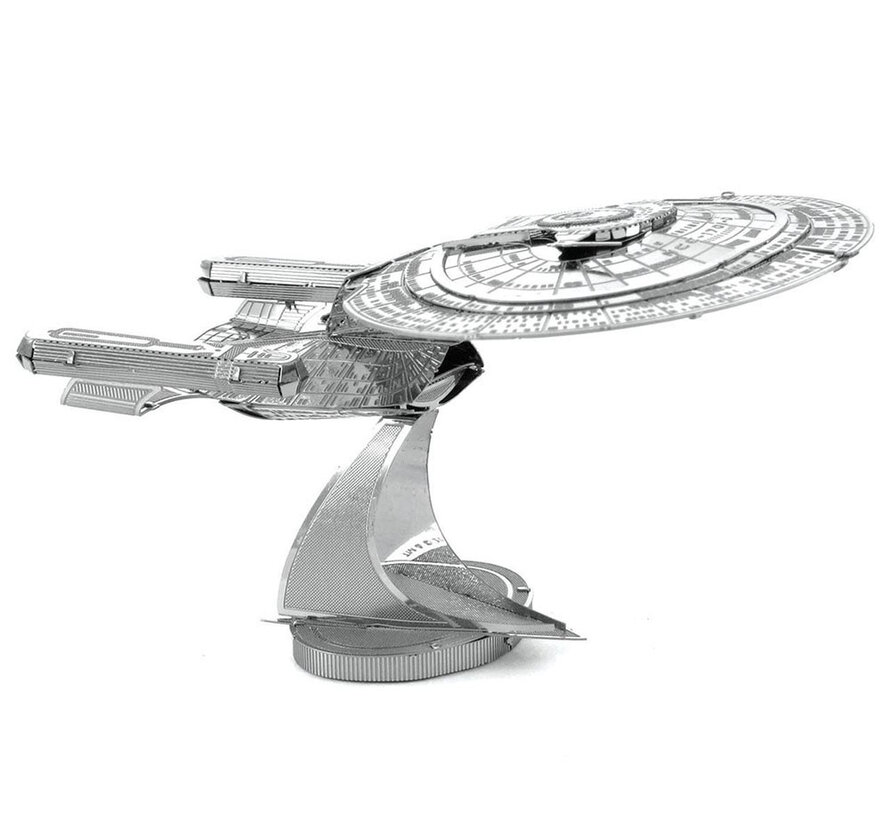 Metal Earth Star Trek USS Enterprise NCC-1701-D Model Kit