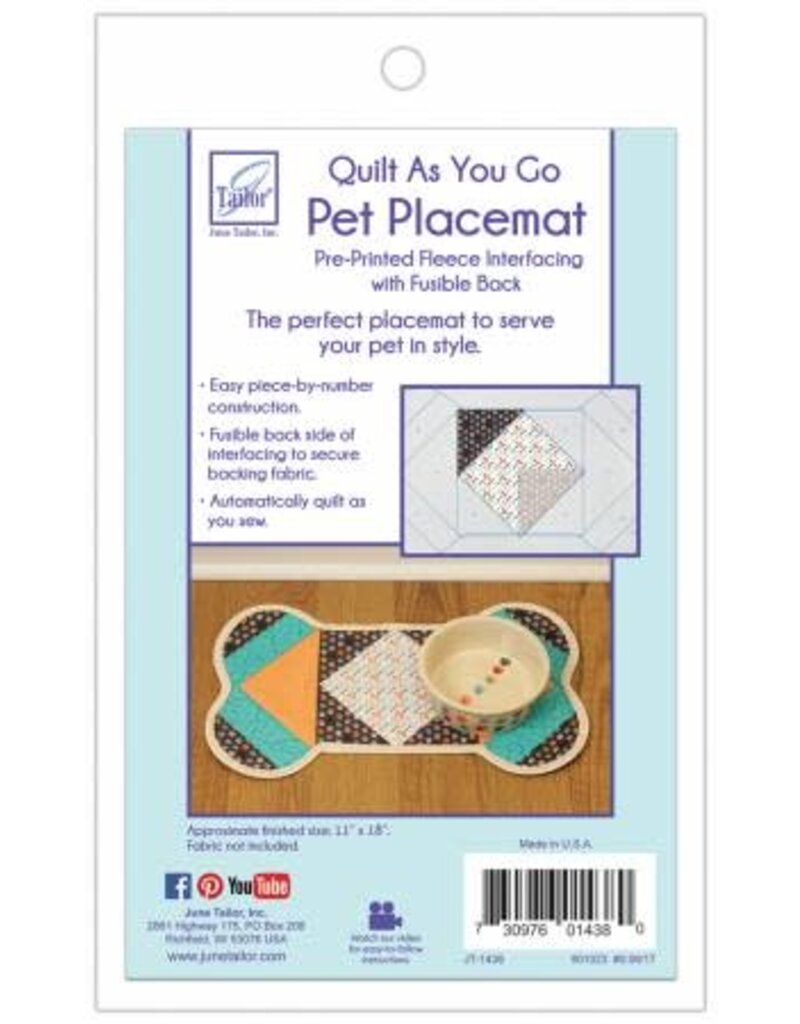 Quilt as you go placemat - Dog with Fabric