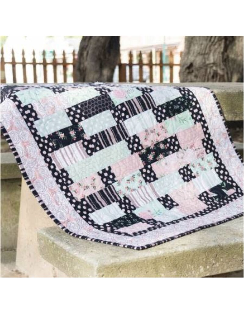 Charm Pack Stones quilt pattern